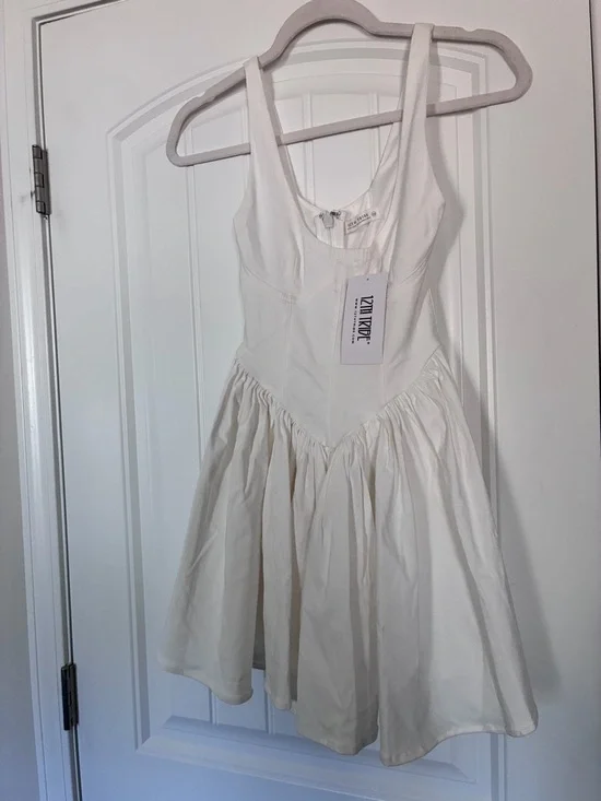 NWT! 12th Tribe Kit Dress - Picture 3 of 4